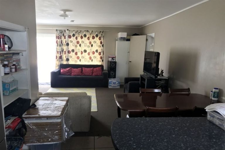 Photo of property in 1/14 Ririno Place, Manurewa, Auckland, 2102