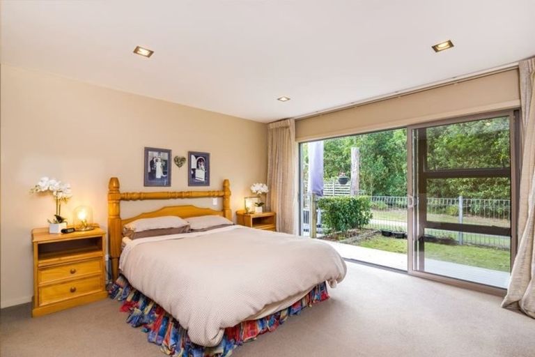 Photo of property in 10 Parawera Drive, Acacia Bay, Taupo, 3330
