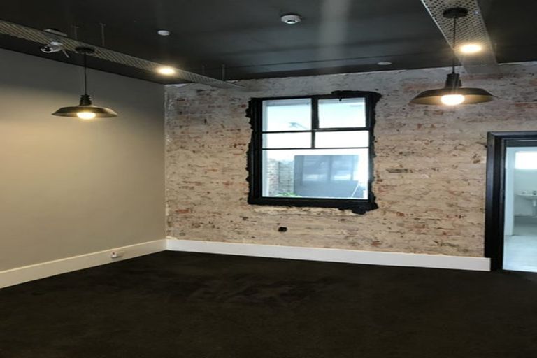 Photo of property in 3/143 Great South Road, Papakura, 2110