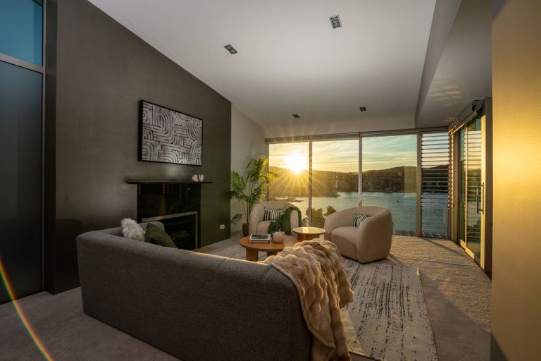 Photo of property in 26 The Crescent, Roseneath, Wellington, 6011