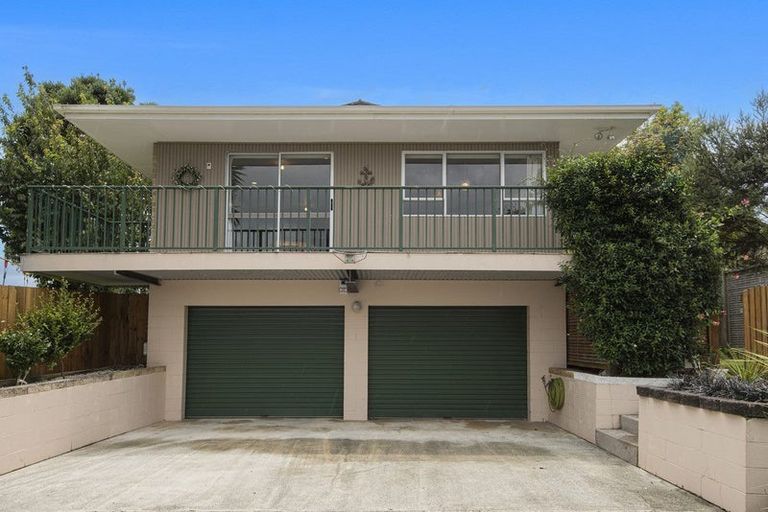 Photo of property in 19 Beazley Crescent, Tikipunga, Whangarei, 0112