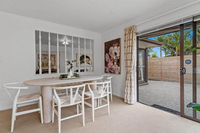 Photo of property in 15 Charles Prevost Drive, The Gardens, Auckland, 2105