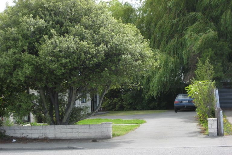 Photo of property in 3/504 Barbadoes Street, Edgeware, Christchurch, 8013