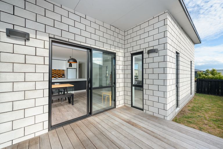 Photo of property in 23 Kanono Close, Papamoa Beach, Papamoa, 3118