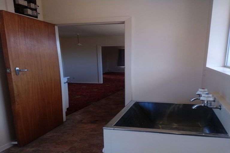 Photo of property in 2/556 Worcester Street, Linwood, Christchurch, 8011