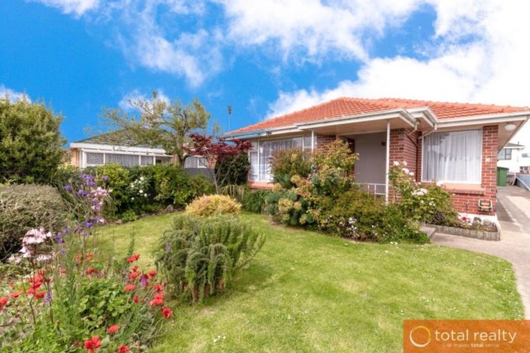 Photo of property in 24 Grove Street, Saint Kilda, Dunedin, 9012