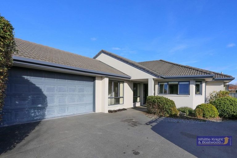 Photo of property in 79 Coolspring Way, Redwood, Christchurch, 8051