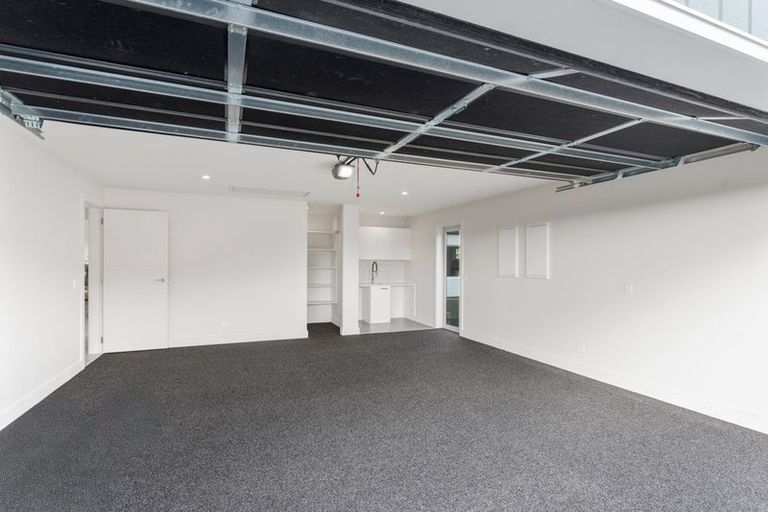 Photo of property in 7 Pihoihoi Close, Waikanae, 5036