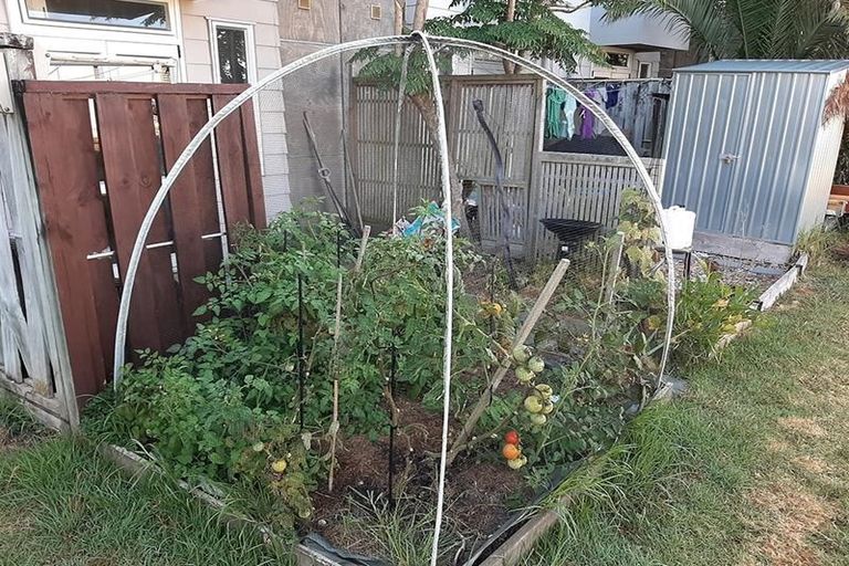 Photo of property in 50 Albionvale Road, Glen Eden, Auckland, 0602