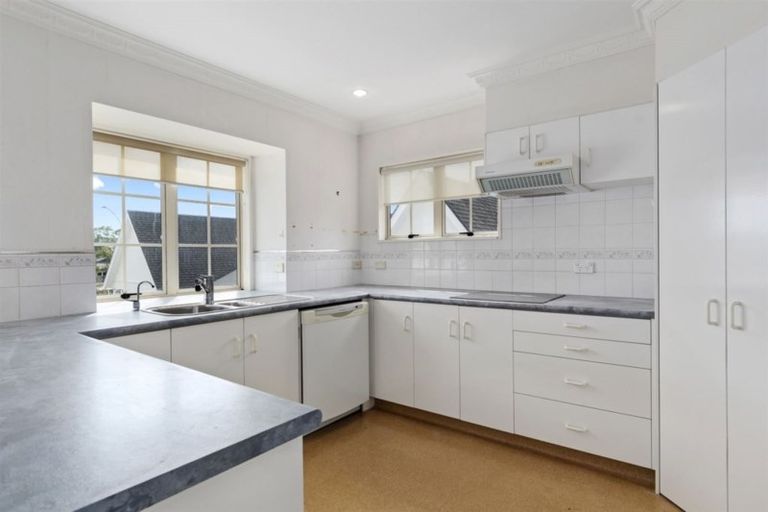 Photo of property in 36c Fourth Avenue, Tauranga, 3110