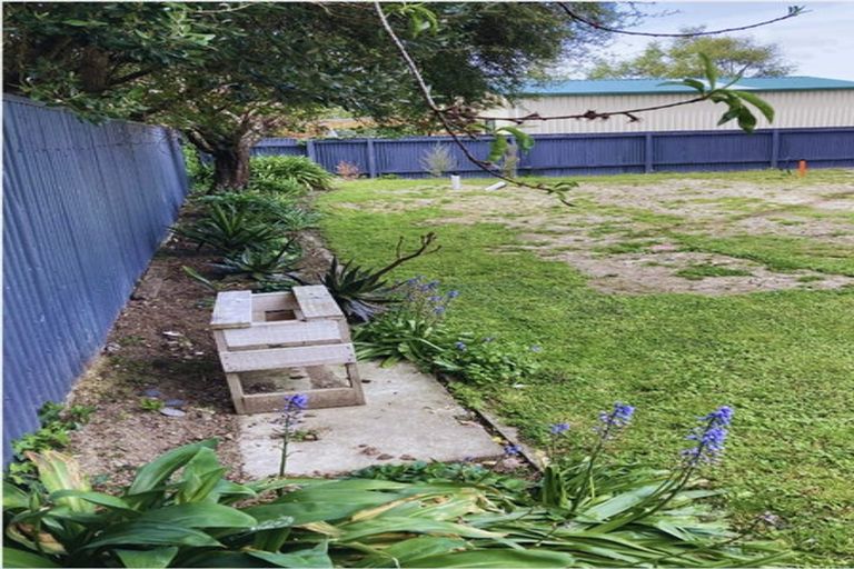 Photo of property in 81a Venice Street, Martinborough, 5711