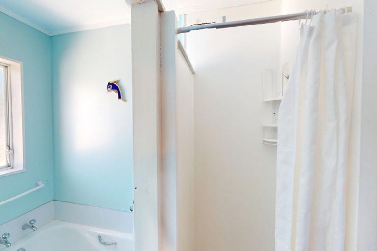 Photo of property in 5 Charles Street, Levin, 5510