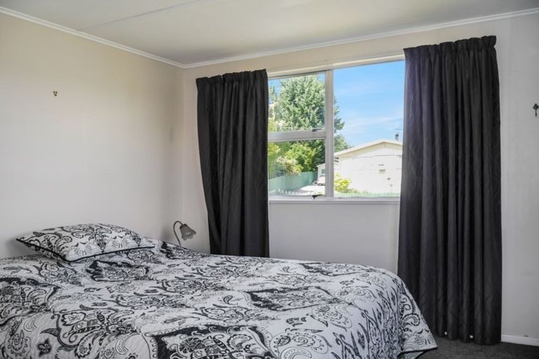 Photo of property in 19 Hopkins Road, Twizel, 7901