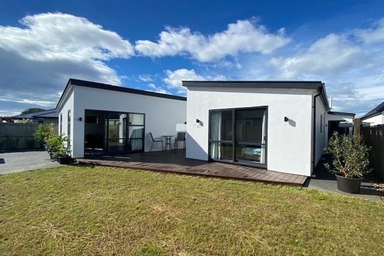 Photo of property in 17 Berg Way, Belfast, Christchurch, 8051