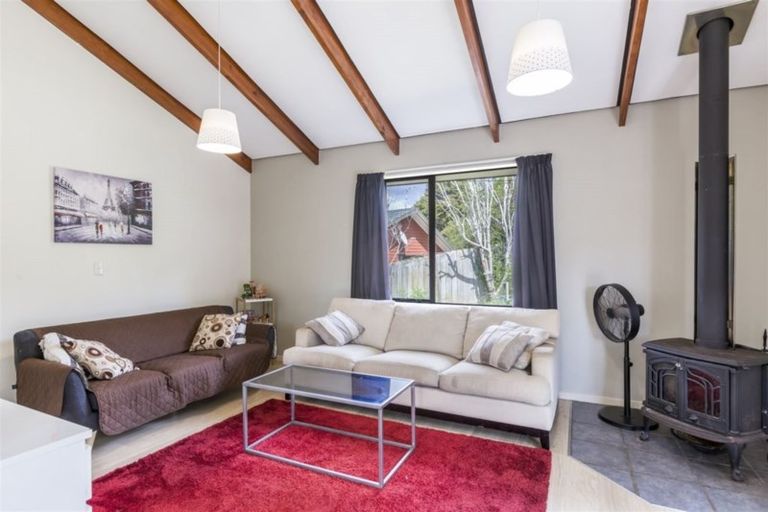 Photo of property in 21 Springtime Crescent, Stanmore Bay, Whangaparaoa, 0932