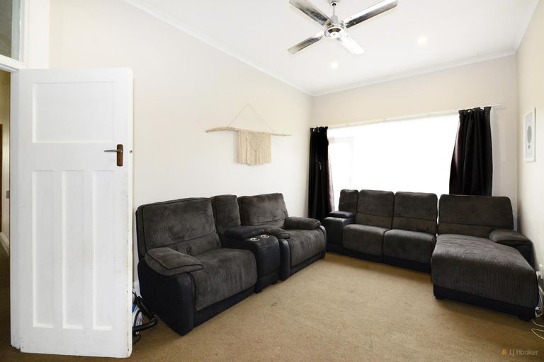 Photo of property in 23 Harris Street, Waimate, 7924