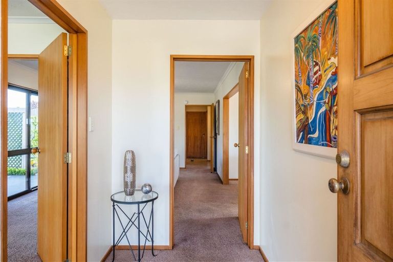 Photo of property in 2 Ben Nevis Drive, Broomfield, Christchurch, 8042