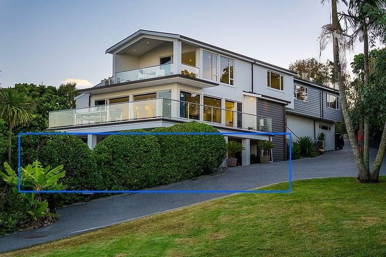 Photo of property in 105 East Coast Road, Castor Bay, Auckland, 0620