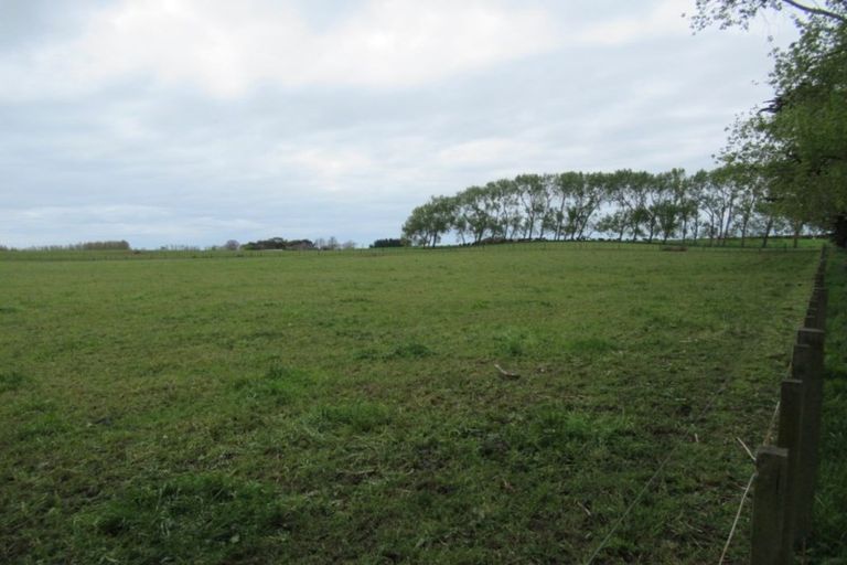 Photo of property in 1100 State Highway 1, Manakau, 5573