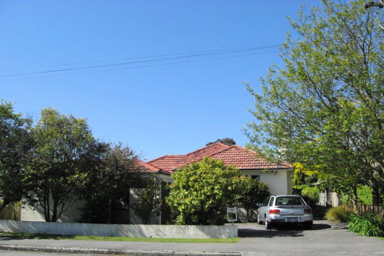 Photo of property in 15a Woodford Terrace, Ilam, Christchurch, 8053