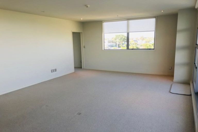 Photo of property in Maison Apartments, 310/16 Huron Street, Takapuna, Auckland, 0622