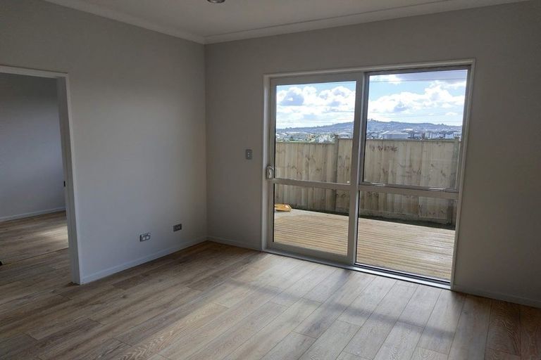Photo of property in 44 Tir Conaill Avenue, Flat Bush, Auckland, 2019