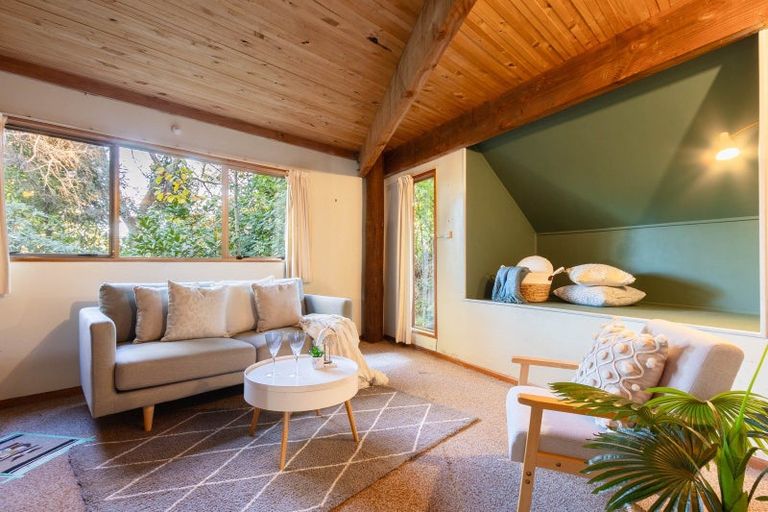 Photo of property in 60 Leinster Avenue, Raumati South, Paraparaumu, 5032