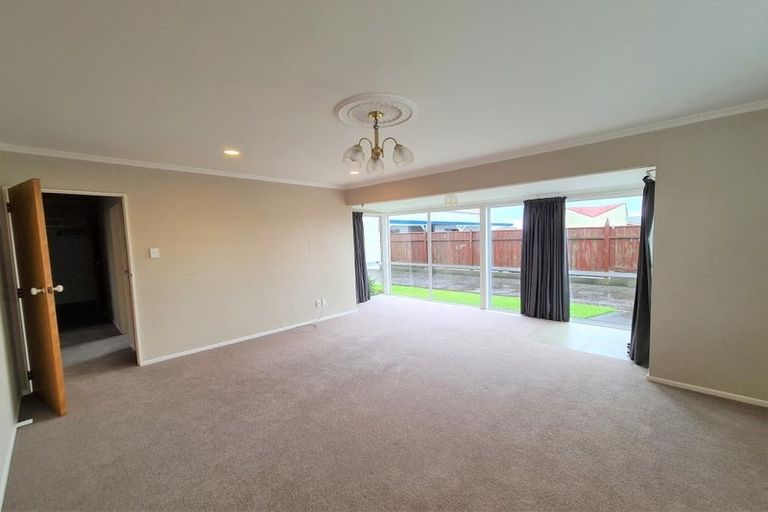 Photo of property in 8b Darnell Street, Fitzroy, New Plymouth, 4312