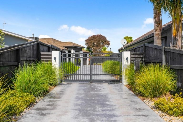 Photo of property in 134 Oriental Parade, Papamoa Beach, Papamoa, 3118