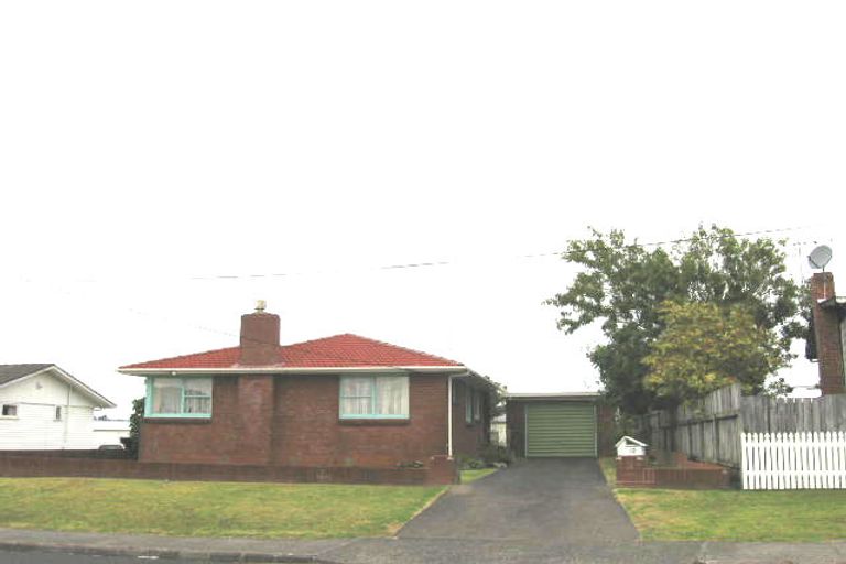 Photo of property in 17 Salisbury Road, Birkdale, Auckland, 0626
