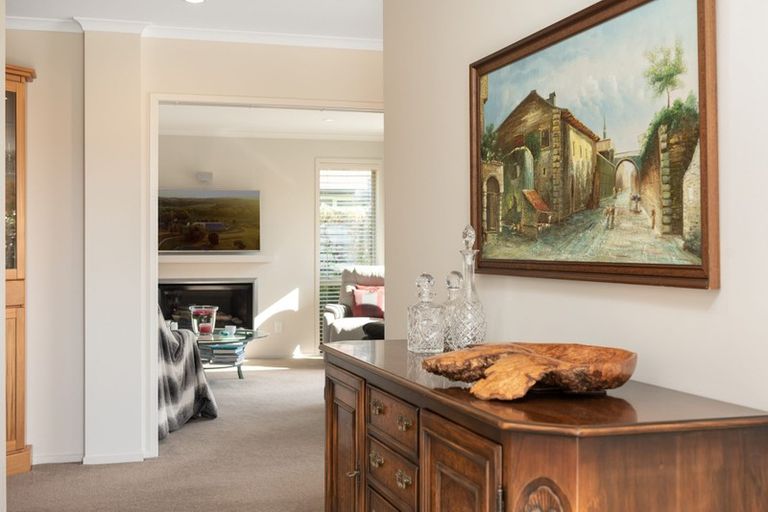 Photo of property in 2 Tranquil Grove, Omokoroa, 3114