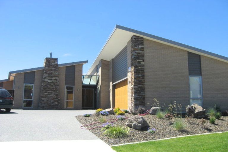 Photo of property in 16 Glen Oaks Drive, Northwood, Christchurch, 8051