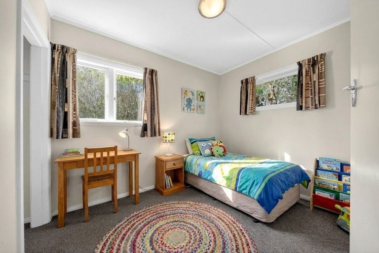 Photo of property in 33 Hillcrest Street, Solway, Masterton, 5810