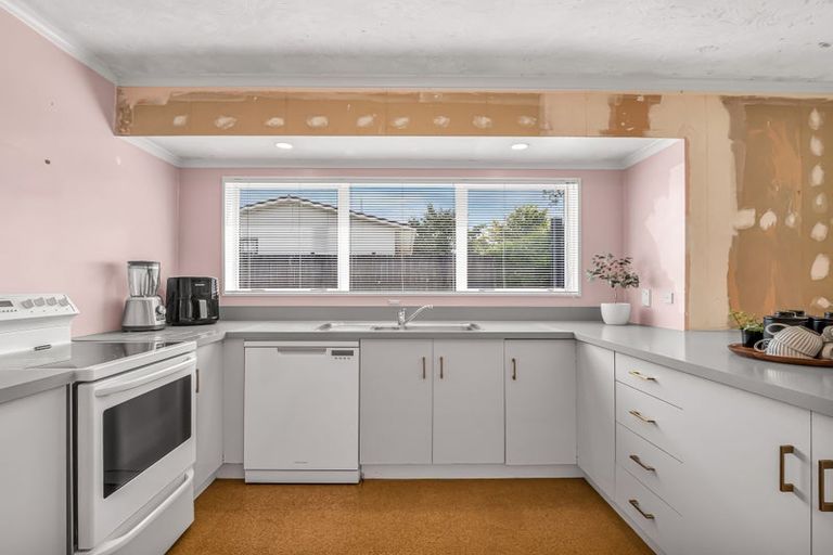 Photo of property in 26 Westminster Drive, Owhata, Rotorua, 3010