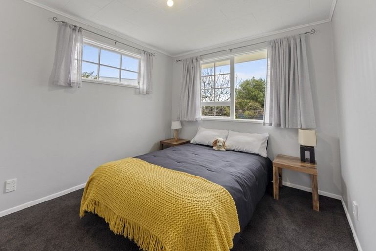 Photo of property in 56 Aniseed Grove, Timberlea, Upper Hutt, 5018