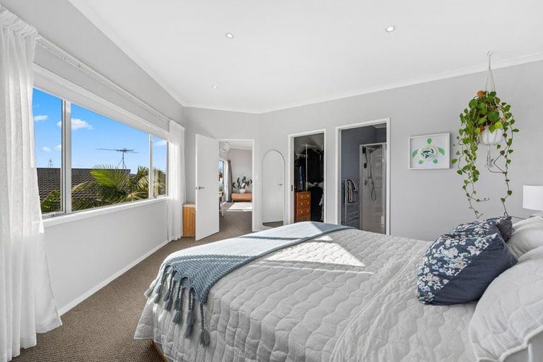 Photo of property in 7a Justin Place, Te Atatu Peninsula, Auckland, 0610
