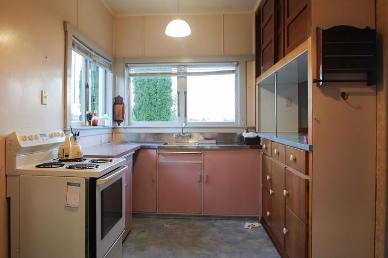 Photo of property in 22 Weston Road, Holmes Hill, Oamaru, 9401