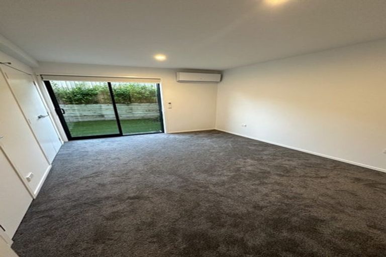 Photo of property in 4/61 Matipo Road, Te Atatu Peninsula, Auckland, 0610