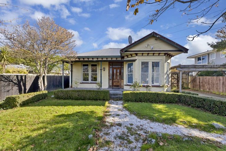 Photo of property in 1/121 Geraldine Street, Edgeware, Christchurch, 8013