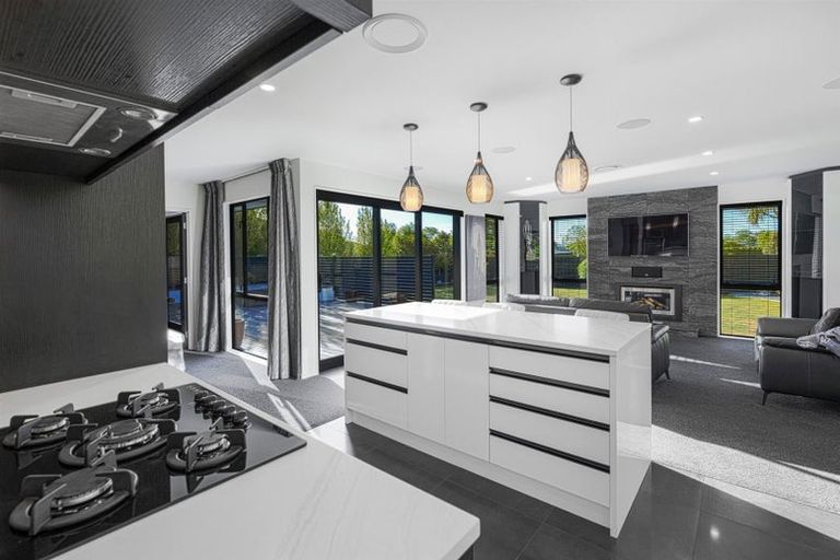 Photo of property in 38 Styx River Place, Spencerville, Christchurch, 8083