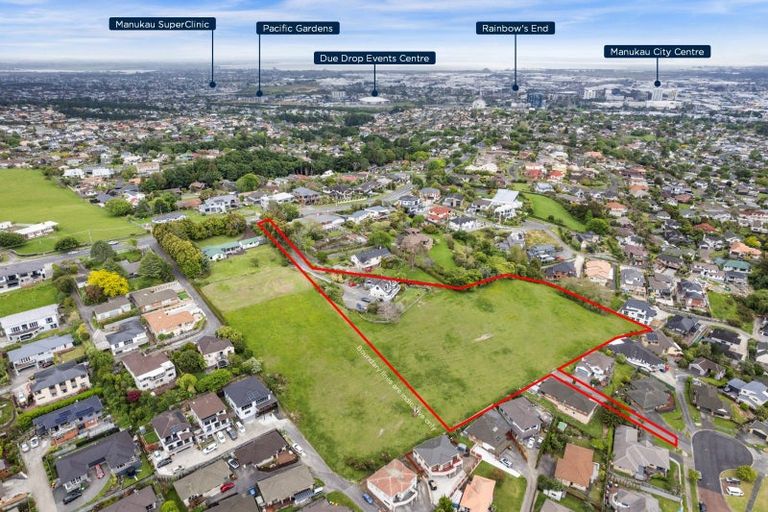 Photo of property in 126 Redoubt Road, Goodwood Heights, Auckland, 2105