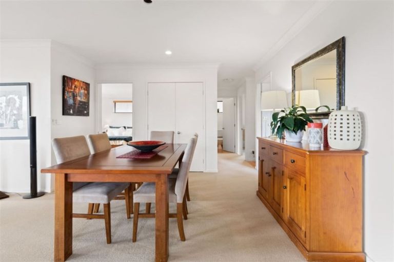 Photo of property in 24a Mcleod Road, Henderson, Auckland, 0612