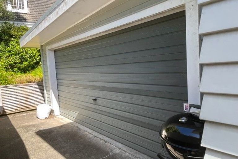 Photo of property in 281 Muritai Road, Eastbourne, Lower Hutt, 5013