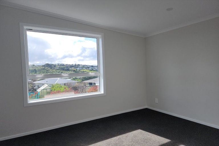 Photo of property in 40a Waiuta Street, Titahi Bay, Porirua, 5022