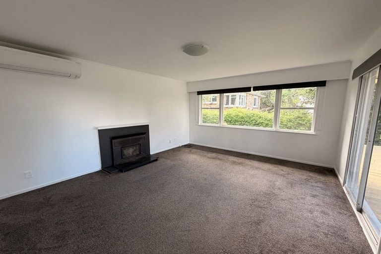 Photo of property in 27 Island View Road, Western Heights, Rotorua, 3015