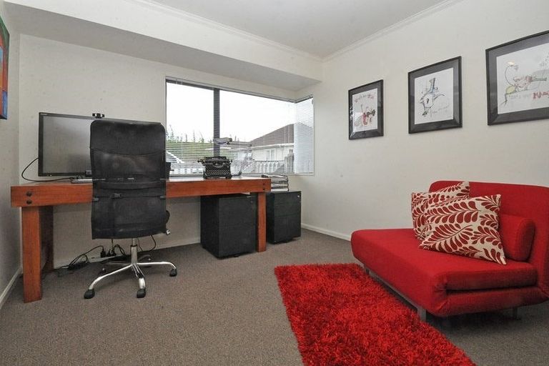Photo of property in 51a Waimumu Road, Massey, Auckland, 0614