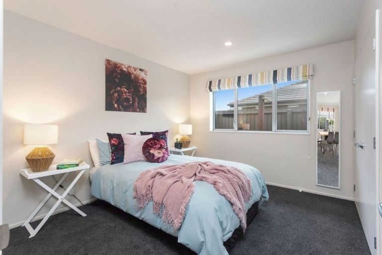 Photo of property in 28 Reka Street, Parklands, Christchurch, 8083