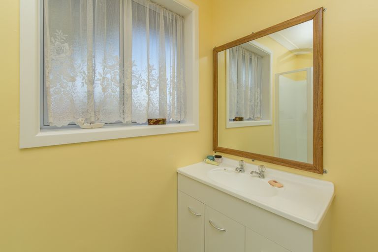 Photo of property in 23 Monowai Crescent, North New Brighton, Christchurch, 8083