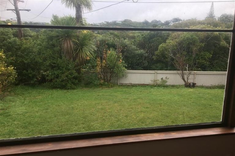 Photo of property in 45 Pekanga Road, Normandale, Lower Hutt, 5010