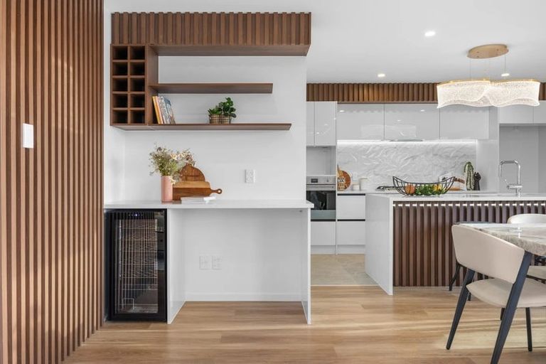 Photo of property in 3 Tinaku Road, Flat Bush, Auckland, 2019